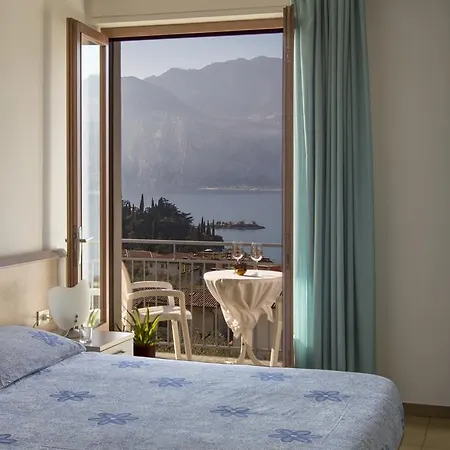 Casa Bianca Hotel 2*